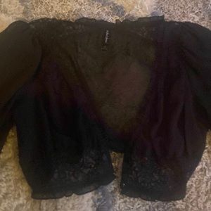 Lace mid black top